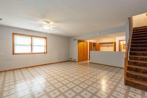 2327 E Winding Brook Ct, Bloomington, IN 47401 photo 27