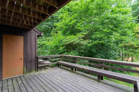 2327 E Winding Brook Ct, Bloomington, IN 47401 photo 13