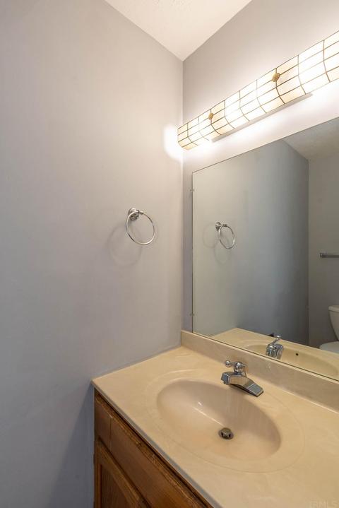 2327 E Winding Brook Ct, Bloomington, IN 47401 photo 17