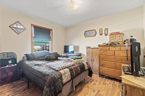 410 N Walnut St, Lagrange, IN 46761 photo 16