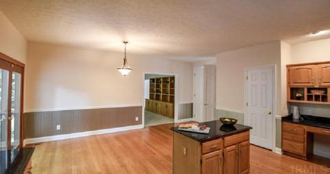 3717 E Devonshire Ln, Bloomington, IN 47408 photo 12