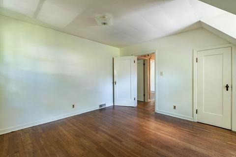 1319 E University St, Bloomington, IN 47401 photo 25