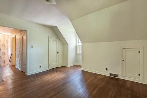 1319 E University St, Bloomington, IN 47401 photo 24