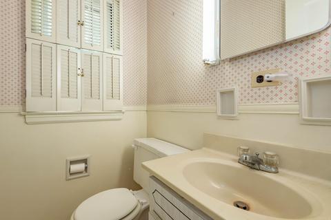 1319 E University St, Bloomington, IN 47401 photo 17