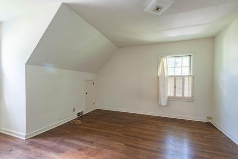 1319 E University St, Bloomington, IN 47401 photo 23