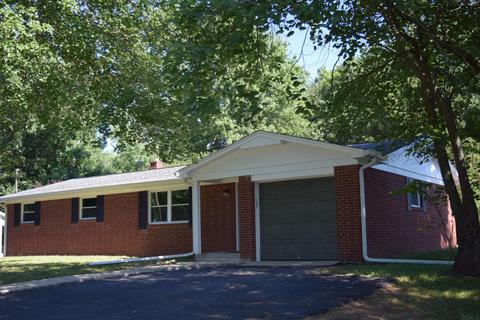 717 E Crestline Dr, Bloomington, IN 47401 photo 2