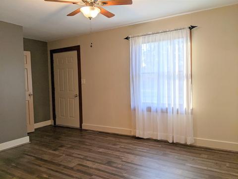 520 E Wiley Ave, Bluffton, IN 46714 photo 4