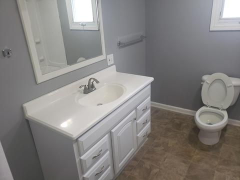 207 E 8th St, Peru, IN 46970 photo 2