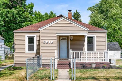 2212 S Hackley St, Muncie, IN 47302 photo 1