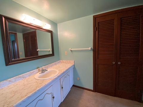 2103 E Monroe Pike, Marion, IN 46953 photo 12