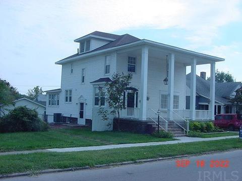 207 W 4th St, Bicknell, IN 47512 photo 1