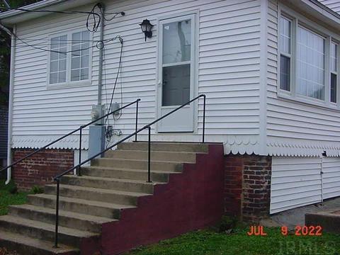 207 W 4th St, Bicknell, IN 47512 photo 8