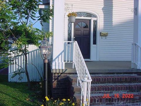 207 W 4th St, Bicknell, IN 47512 photo 2