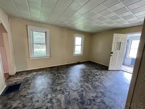2607 E 8th St, Muncie, IN 47302 photo 2