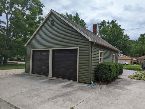 703 Hendricks St, Berne, IN 46711 photo 27
