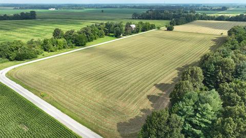 300 E 150 S, Winamac, IN 46996 photo 1