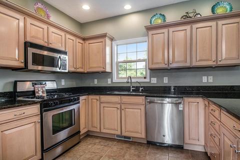 14033 Fox Chase Dr, Granger, IN 46530 photo 8