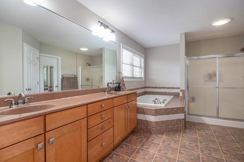 14033 Fox Chase Dr, Granger, IN 46530 photo 19