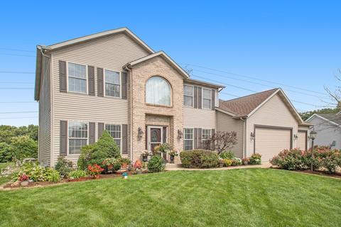 14033 Fox Chase Dr, Granger, IN 46530 photo 1