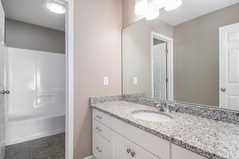14033 Fox Chase Dr, Granger, IN 46530 photo 23