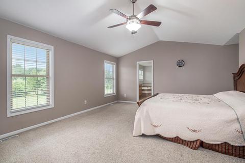 14033 Fox Chase Dr, Granger, IN 46530 photo 18