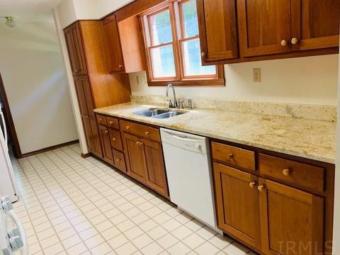 5920 E Robinson Rd, Bloomington, IN 47408 photo 8
