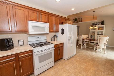 102 Maple Ln, Wakarusa, IN 46573 photo 13