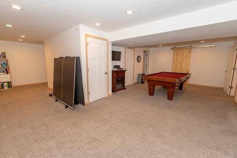 102 Maple Ln, Wakarusa, IN 46573 photo 22