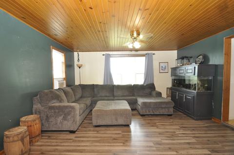65738 Cedar Rd, Wakarusa, IN 46573 photo 4