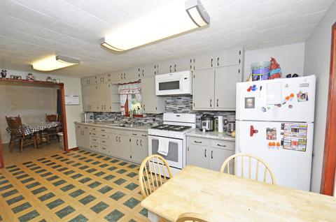 65738 Cedar Rd, Wakarusa, IN 46573 photo 8
