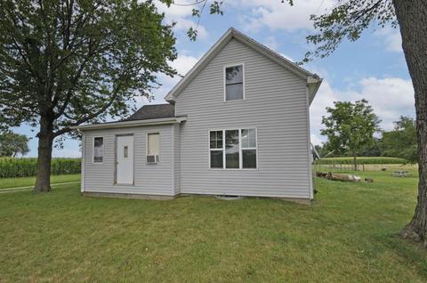 65738 Cedar Rd, Wakarusa, IN 46573 photo 2