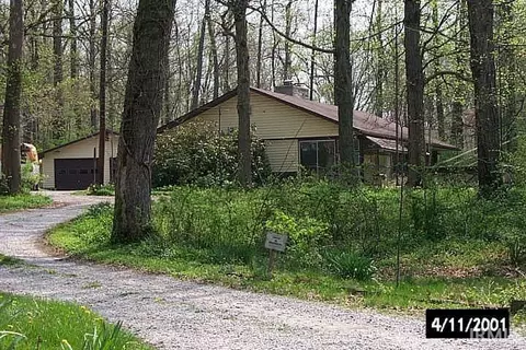 1009 S High St, Bloomington, IN 47401 photo 1