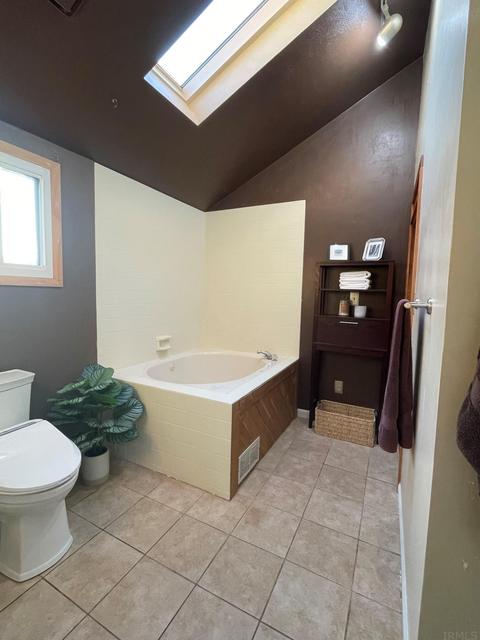12220 Fields Farm Ct, Granger, IN 46530 photo 17