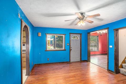 519 E Central St, Akron, IN 46910 photo 5
