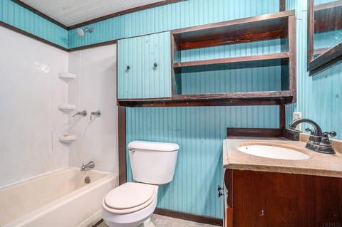 519 E Central St, Akron, IN 46910 photo 12