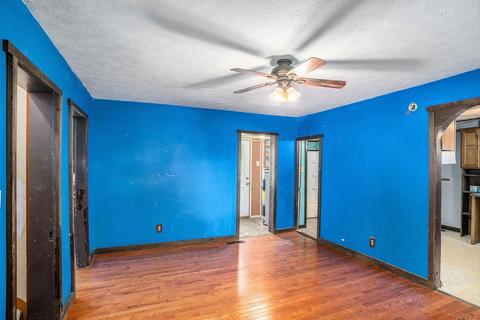 519 E Central St, Akron, IN 46910 photo 4