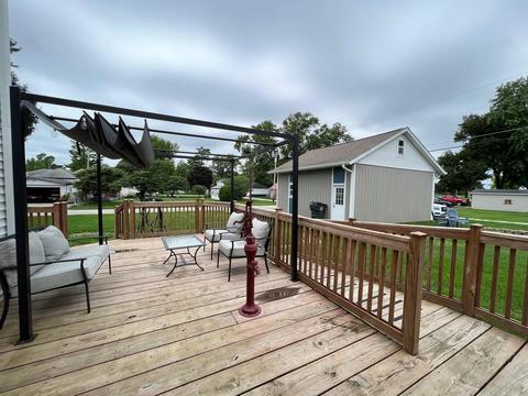402 E Main St, Chalmers, IN 47929 photo 28