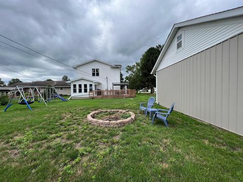 402 E Main St, Chalmers, IN 47929 photo 6