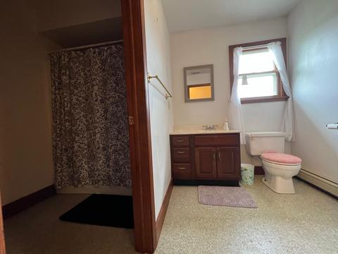 402 E Main St, Chalmers, IN 47929 photo 24