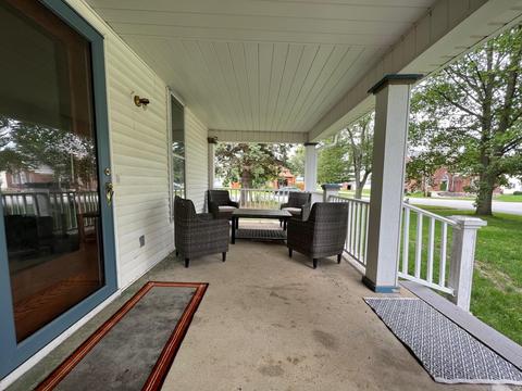 402 E Main St, Chalmers, IN 47929 photo 32