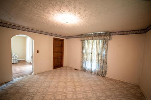 801 Walnut St, Oolitic, IN 47451 photo 12