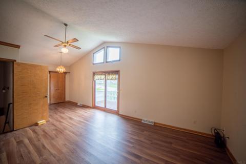 801 Walnut St, Oolitic, IN 47451 photo 9