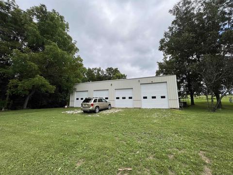 805 State Road 60 W, Mitchell, IN 47446 photo 3