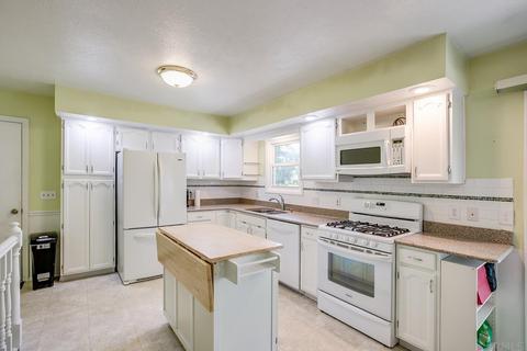 51531 Shaker Ln, Granger, IN 46530 photo 4