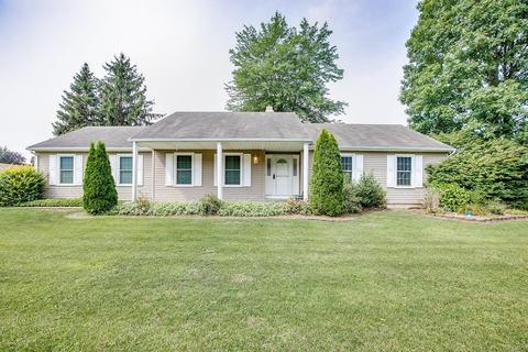 51531 Shaker Ln, Granger, IN 46530 photo 1