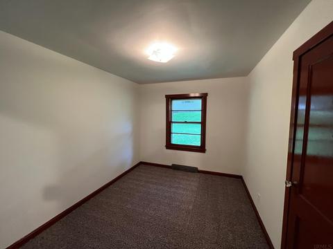 705 Walnut St, Jasper, IN 47546 photo 10
