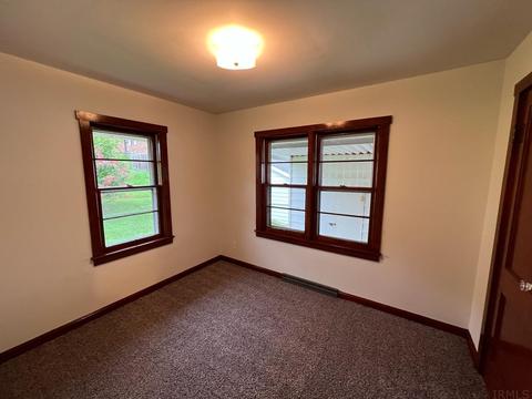 705 Walnut St, Jasper, IN 47546 photo 8