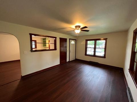 705 Walnut St, Jasper, IN 47546 photo 5