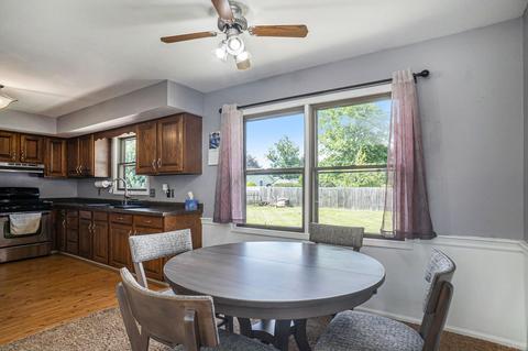 304 Eugene Dr, Middlebury, IN 46540 photo 12
