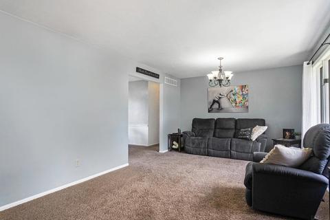 304 Eugene Dr, Middlebury, IN 46540 photo 9
